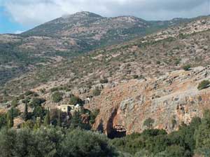 مركز مراقبة اسرائيلي جديد فوق مرتفعات كفرشوبا اللبنانية المحتلة 