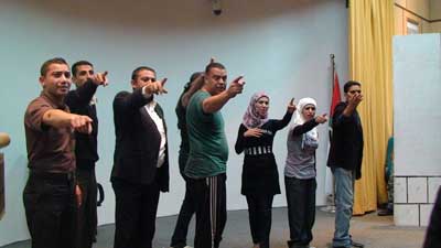 عرض مسرحي  من مديرية الامن العام  ضمن الاستراتيجية المجتمعية  
