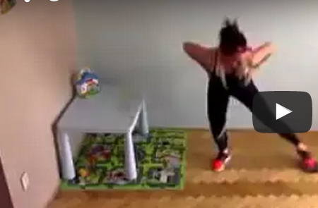 بالفيديو.. أسهل طريقة لممارسة الرياضة أثناء الأعمال المنزلية