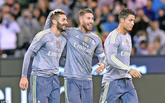 صور وفيديو ..ريال مدريد يسحق مانشستر سيتي برباعية ودياً صور وفيديو ..ريال مدريد يسحق مانشستر سيتي برباعية ودياً