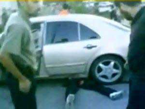 مستوطنة اسرائيلية تدهس شابا فلسطينيا جنوب نابلس وتلوذ بالفرار 