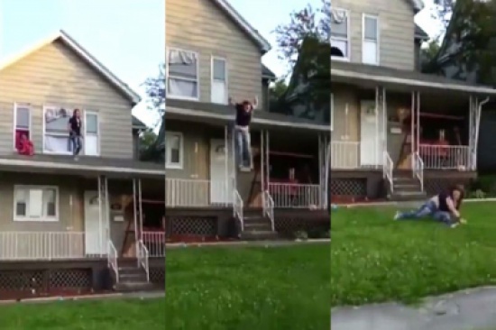 شاهد: ماذا حدث لفتاة حاولت أن تثبت لصديقها رشاقتها؟