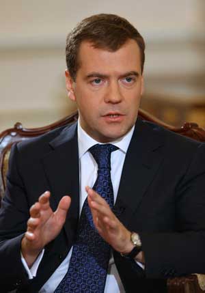 الرئيس الروسي يطالب بظروف واقعية لإنشاء دولة فلسطينية مستقلة   