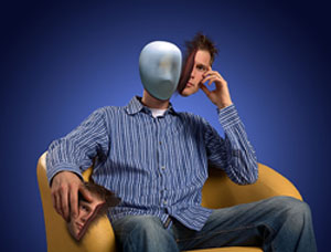 أسرار الأسماء المستعارة لمشاهير الفن والرياضة و الدين والجاسوسية