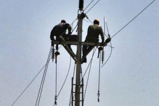 نقابة العاملين بالكهرباء يهددون بالتصعيد