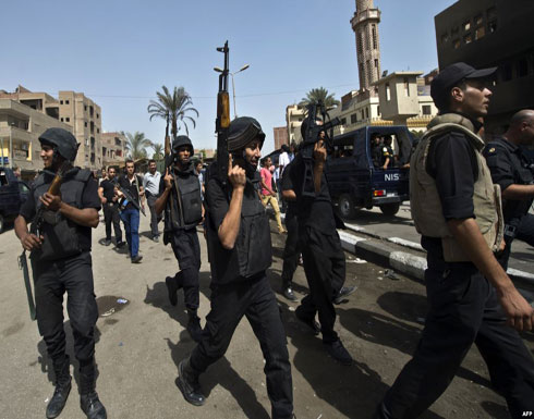 بالأسماء.. هؤلاء أبرز المتورطين في تعذيب المعتقلين بمصر بالأسماء.. هؤلاء أبرز المتورطين في تعذيب المعتقلين بمصر