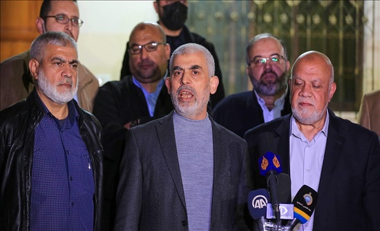 السنوار: سنكون وسائر أسرى فلسطين على موعد قريب مع الحرية السنوار: سنكون وسائر أسرى فلسطين على موعد قريب مع الحرية