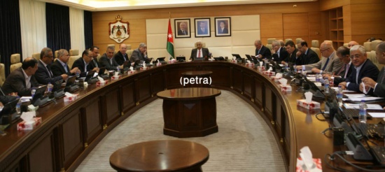 النسور يترأس اجتماع اللجنة التوجيهية "للإطار المتكامل الاقتصادي والاجتماعي" النسور يترأس اجتماع اللجنة التوجيهية "للإطار المتكامل الاقتصادي والاجتماعي"