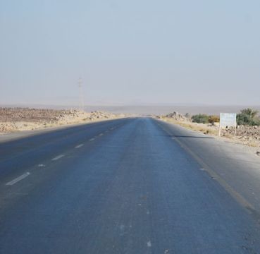 مطالب باستكمال مشروع تأهيل وتوسعة طريق رحاب المفرق