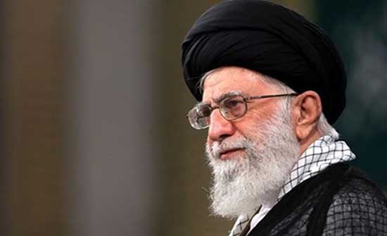 متظاهرون يهتفون "الموت لخامنئي" في طهران .. بالفيديو متظاهرون يهتفون "الموت لخامنئي" في طهران .. بالفيديو