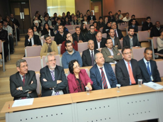 محاضرة حول التعليم العالي والبحث العلمي بالجامعة الألمانية الأردنية