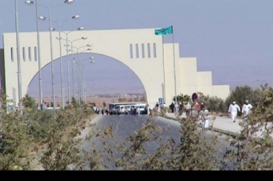 تجدد الإشتباكات في " آل البيت " وطوق أمني على أسوارها تجدد الإشتباكات في " آل البيت " وطوق أمني على أسوارها