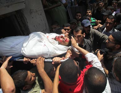 توتر في غزة عقب إغتيال إسرائيل لناشط سلفي وحماس والجهاد تحذران توتر في غزة عقب إغتيال إسرائيل لناشط سلفي وحماس والجهاد تحذران