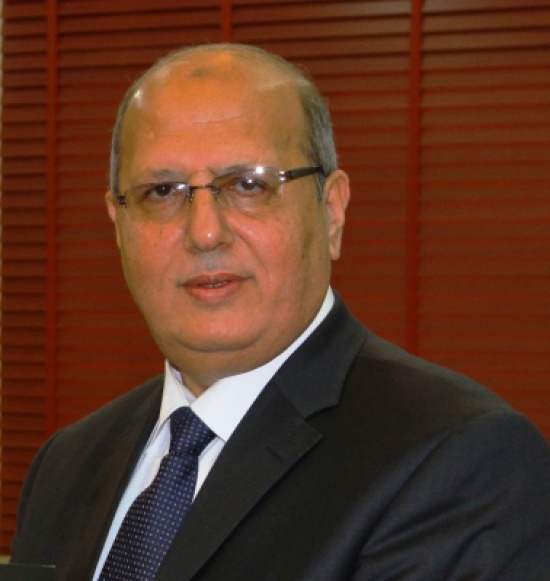 الخضري يثمن فتح معبر رفح البري معظم أيام الأسبوع المقبل لتخفيف معاناة شعبنا في غزة