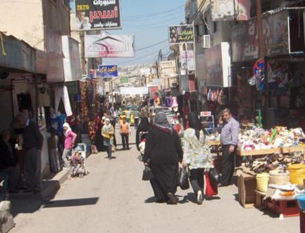 "مخيم اربد" يشيد بالأجهزة الأمنية للحد من الخارجين على القانون