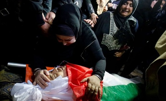 “بأي ذنب قتلوا كرم”.. رصاصة إسرائيلية تردي بمعاق فلسطيني وأحلامه “بأي ذنب قتلوا كرم”.. رصاصة إسرائيلية تردي بمعاق فلسطيني وأحلامه