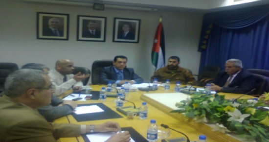 النقابة المستقلة تلتقي عمال شركة الكهرباء الأردنية في الزرقاء