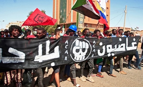 حراك السودان يحضر لاحتجاجات الأحد.. إغلاق طرق واعتقالات حراك السودان يحضر لاحتجاجات الأحد.. إغلاق طرق واعتقالات