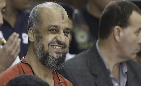 مصر.. البلتاجي يوجه 3 أسئلة لمبارك ويدعو بـ"العمى" على الكاذب مصر.. البلتاجي يوجه 3 أسئلة لمبارك ويدعو بـ"العمى" على الكاذب