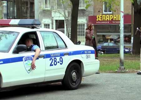 الشرطي النائم