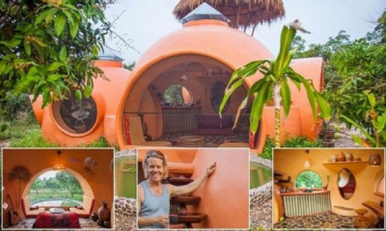 بالصور :  أمريكي يبني منزل أحلامه بـ 15 ألف دولار فقط