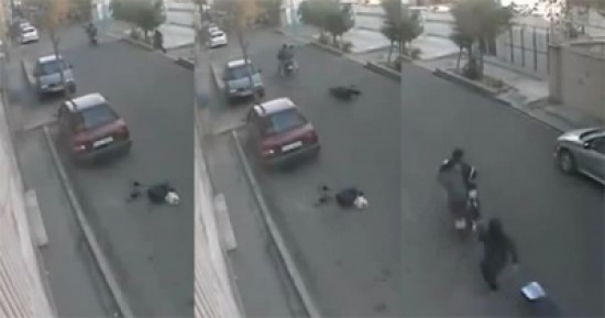 شاهد.. رد فعل بطولي من فتاة تجاه لصين اختطفا حقيبتها