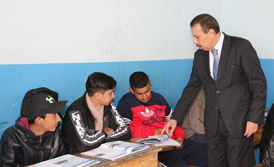 وزير التربية يتفقد الواقع التربوي في مدارس البادية الشمالية الشرقية وزير التربية يتفقد الواقع التربوي في مدارس البادية الشمالية الشرقية