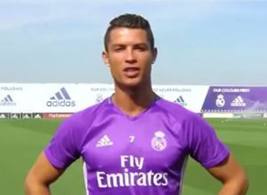 فيديو.. نجوم ريال مدريد يهنئون السعودية بيومها الوطني.. يتقدمهم رونالدو ورودريغيز فيديو.. نجوم ريال مدريد يهنئون السعودية بيومها الوطني.. يتقدمهم رونالدو ورودريغيز
