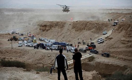 وقفات حداداً على أروح ضحايا حادثة البحر الميت في الجامعات الأردنية وقفات حداداً على أروح ضحايا حادثة البحر الميت في الجامعات الأردنية