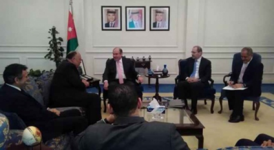 الملقي يلتقي وزير الخارجية المصري