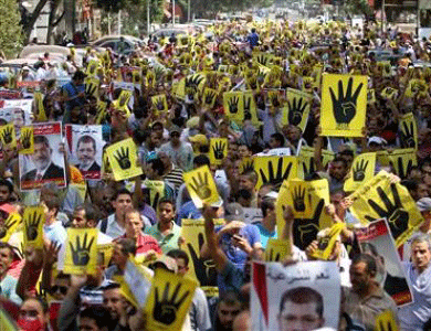 مظاهرات بالقاهرة وعدد من المحافظات رفضاً للإستفتاء على مشروع الدستور