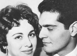 هذا ما يجمع عمر الشريف وفاتن حمامة مجدداً هذا ما يجمع عمر الشريف وفاتن حمامة مجدداً