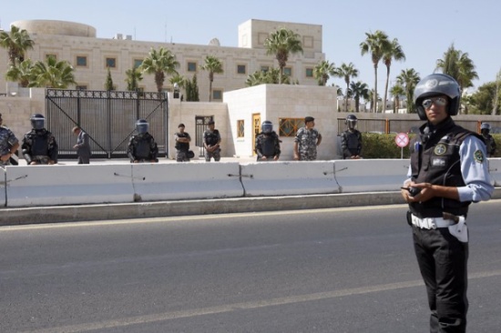 السفارة الاميريكية تغلق ابوابها الاحد القادم السفارة الاميريكية تغلق ابوابها الاحد القادم