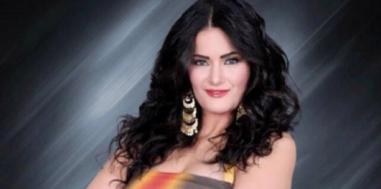 سما المصري: أنا بطبيعتي بتلوي ودي طريقة مشيتي!