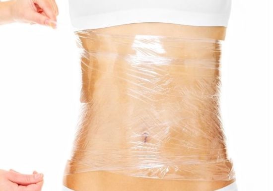 لف الجسم بأكياس البلاستيك لتخسر الوزن