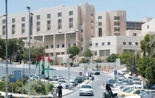 لا علاج لأردنيين غير مؤمنين في أي مستشفى حكومي لا علاج لأردنيين غير مؤمنين في أي مستشفى حكومي