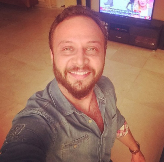 بالصور - مكسيم خليل ونجله جاد يتناولان المتّة.. تعرفوا عليه.. وماذا قال عن ميسي؟! بالصور - مكسيم خليل ونجله جاد يتناولان المتّة.. تعرفوا عليه.. وماذا قال عن ميسي؟!