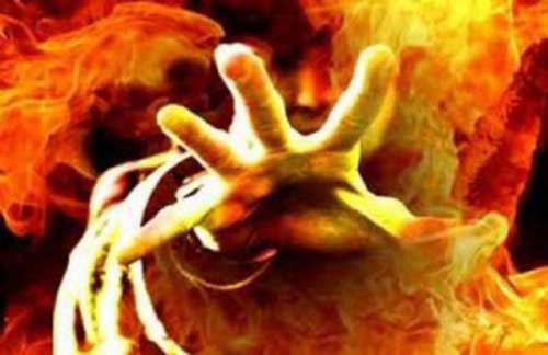 خادمة تحرق نفسها داخل منزل مخدومها في الزرقاء