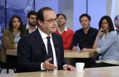 أولاند: فرنسا وروسيا تتفاوضان على حل بشأن صفقة بيع السفن البحرية المجمدة