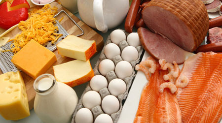 الأطباء ينصحون بالأطعمة الغنية بالبروتينات لإنقاص الوزن