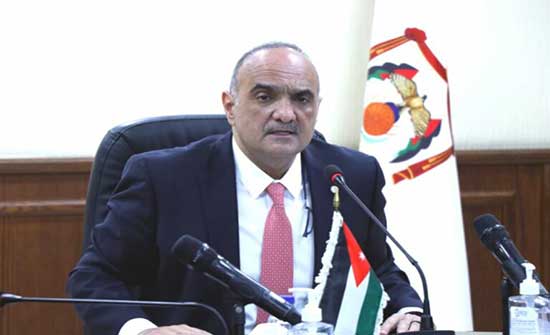 الخصاونة: من يغالي في الأسعار سيرى العيون الحمراء