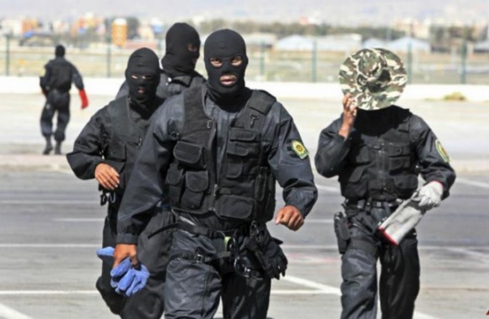 هجوم في إحدى محطات المترو في طهران وأنباء عن إصابات