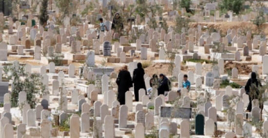 عطاء لإنشاء 4500 قبرا في مقبرة سحاب عطاء لإنشاء 4500 قبرا في مقبرة سحاب