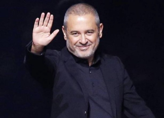 بالصور.. جولة داخل منزل المصمّم العالمي إيلي صعب في فقرا! بالصور.. جولة داخل منزل المصمّم العالمي إيلي صعب في فقرا!