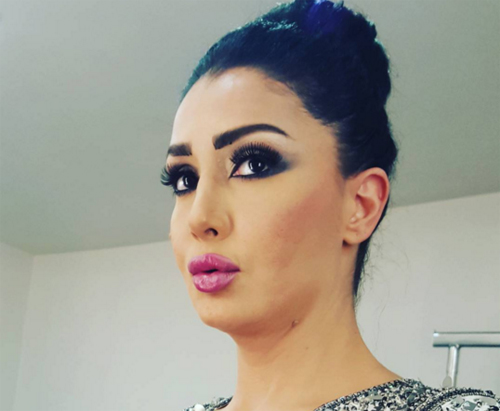 بالصور : غادة عبد الرازق تفتعل حركات المراهقات..والجمهور ينتقدها بالصور : غادة عبد الرازق تفتعل حركات المراهقات..والجمهور ينتقدها