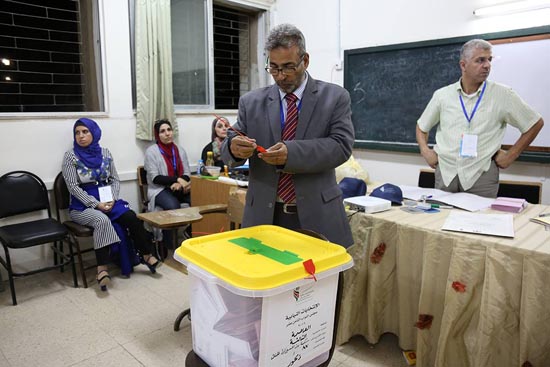 بالأسماء : الفائزون في محافظة الطفيلة وفق نتائج اولية