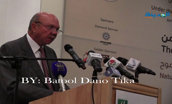 الفايز ينقل رسالة خطية من الملك إلى خادم الحرمين الشريفين