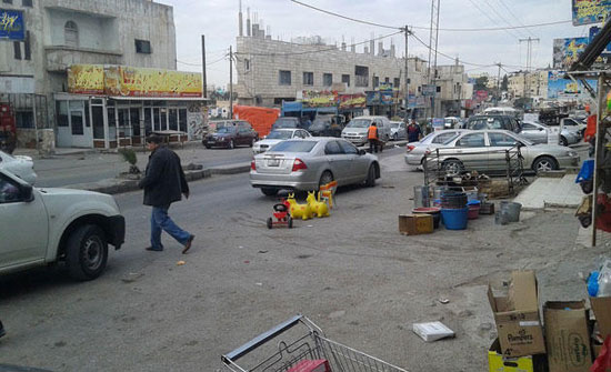 حملة لإزالة الاعتداءات العشوائية على شوارع الرصيفة حملة لإزالة الاعتداءات العشوائية على شوارع الرصيفة