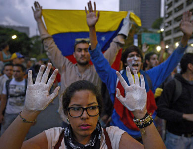 واشنطن تنفي ضلوعها في “مؤامرة” بفنزويلا