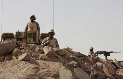 الداخلية السعودية تعلن مقتل جندي على الحدود مع اليمن الداخلية السعودية تعلن مقتل جندي على الحدود مع اليمن